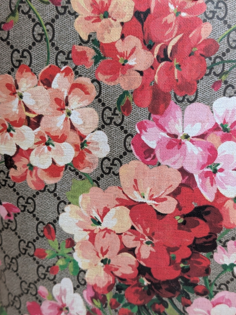 Gucci Floral GG Supreme Monogram Blooms Large Reversible Tote In Logo/Dry Rose - Picture 7 of 15